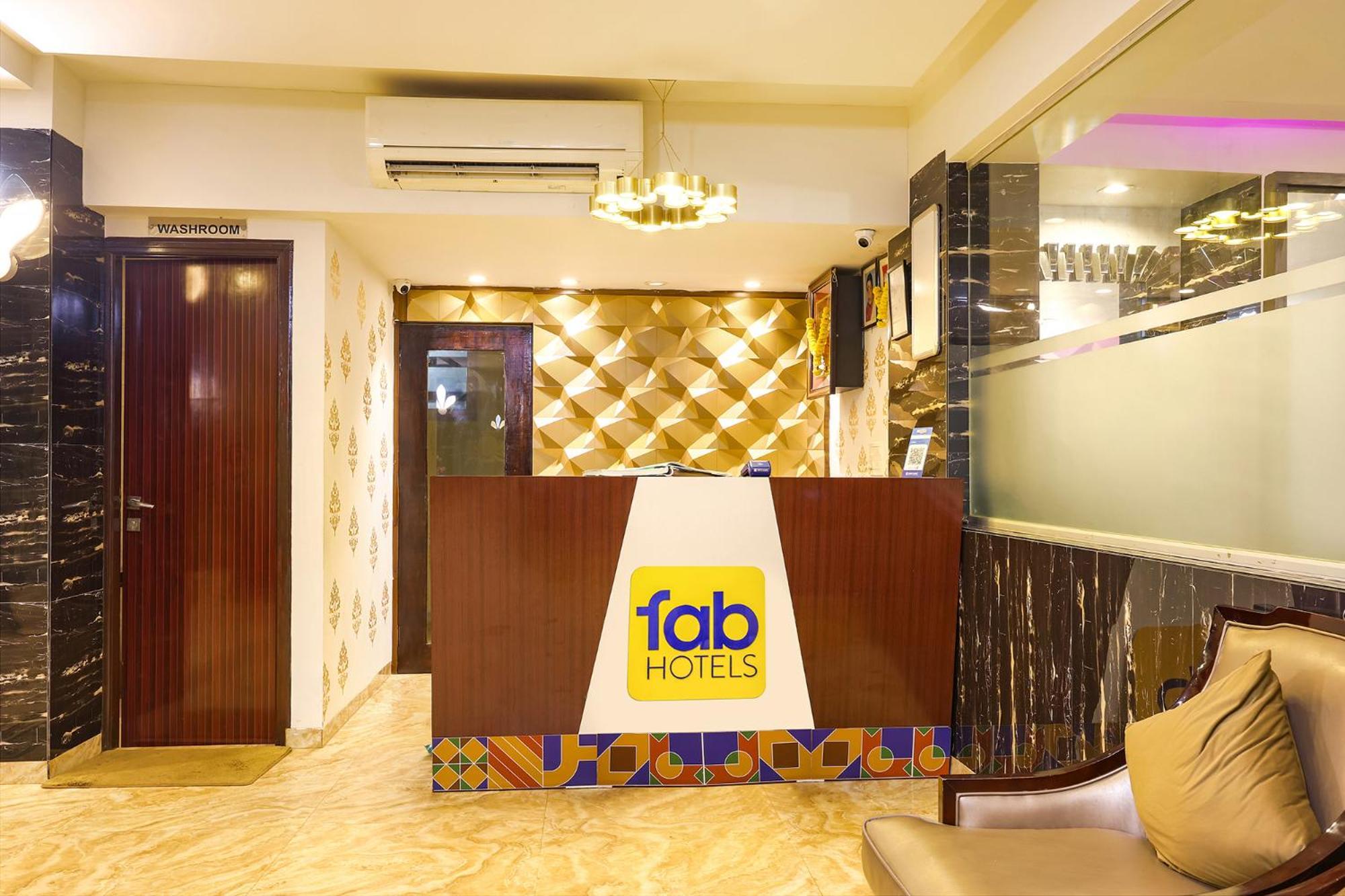 Fabhotel Prime Sarala Crown With Pool - Nr Calangute Beach Exterior photo