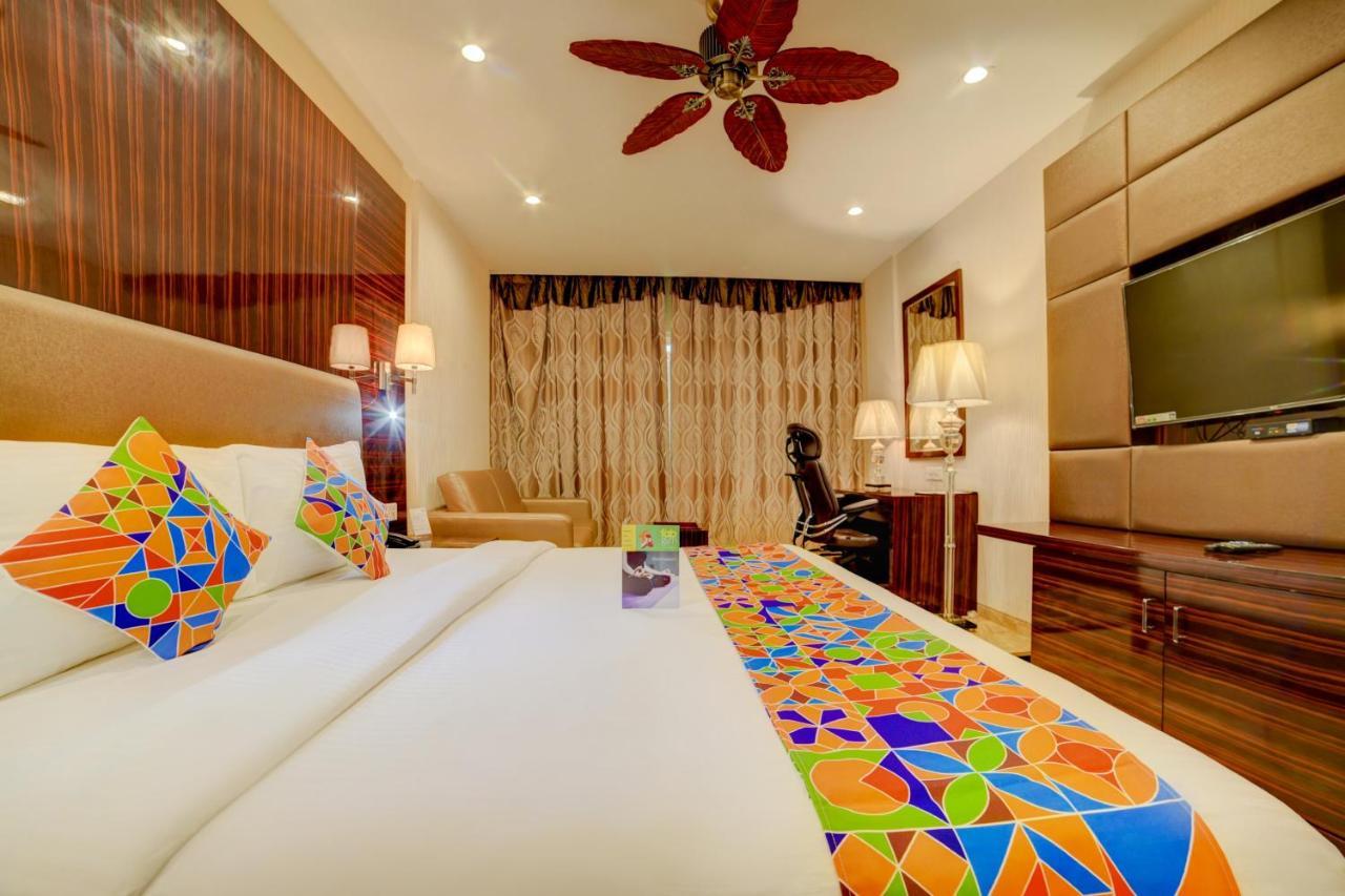Fabhotel Prime Sarala Crown With Pool - Nr Calangute Beach Exterior photo