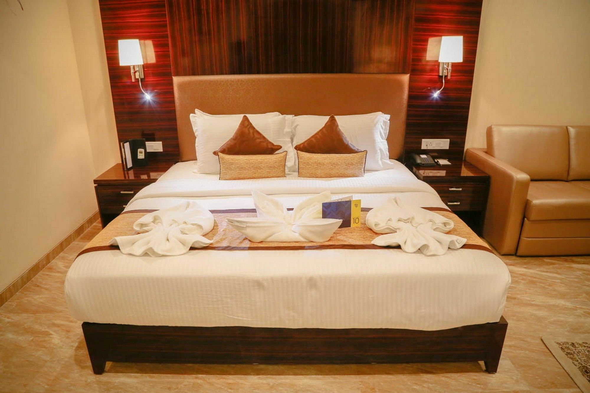 Fabhotel Prime Sarala Crown With Pool - Nr Calangute Beach Exterior photo